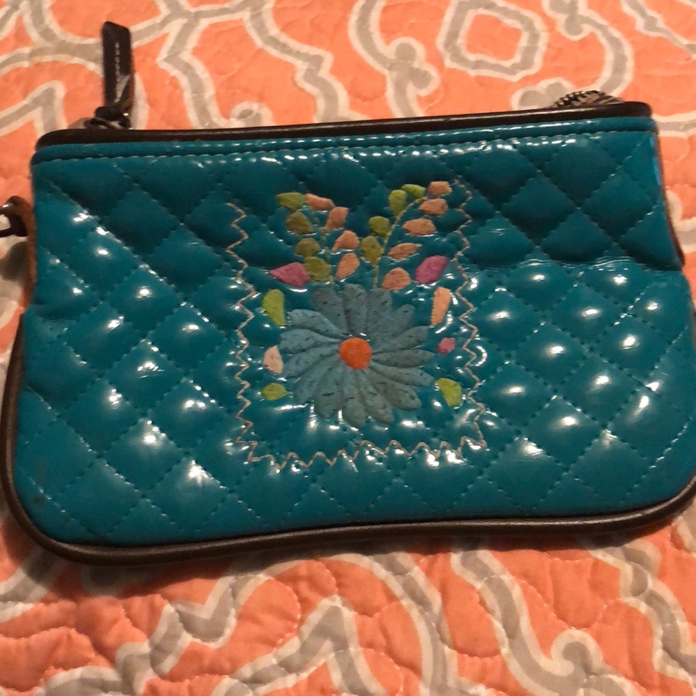 Consuela wallet